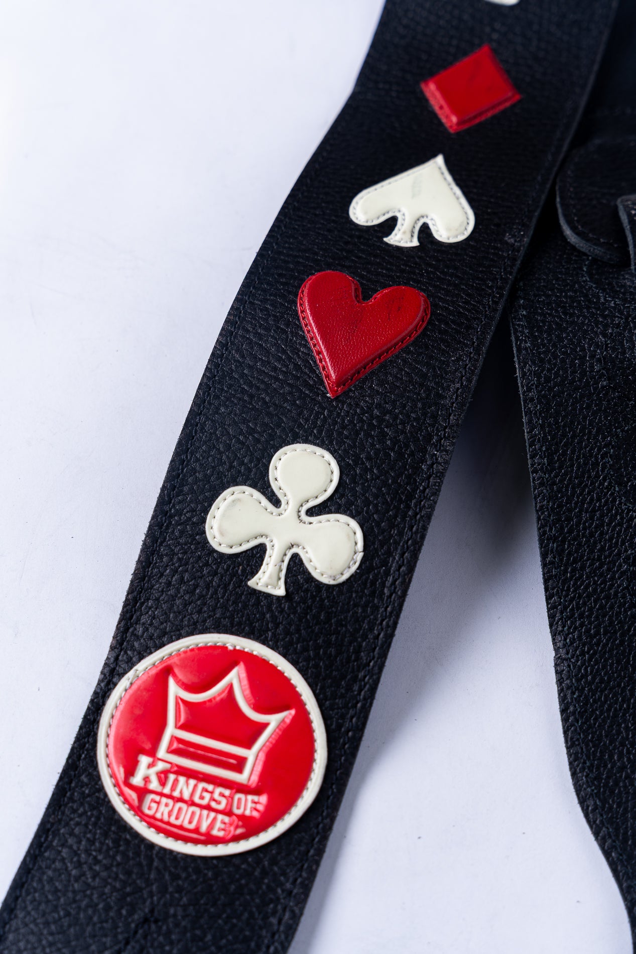 Strap naipes piel negra
